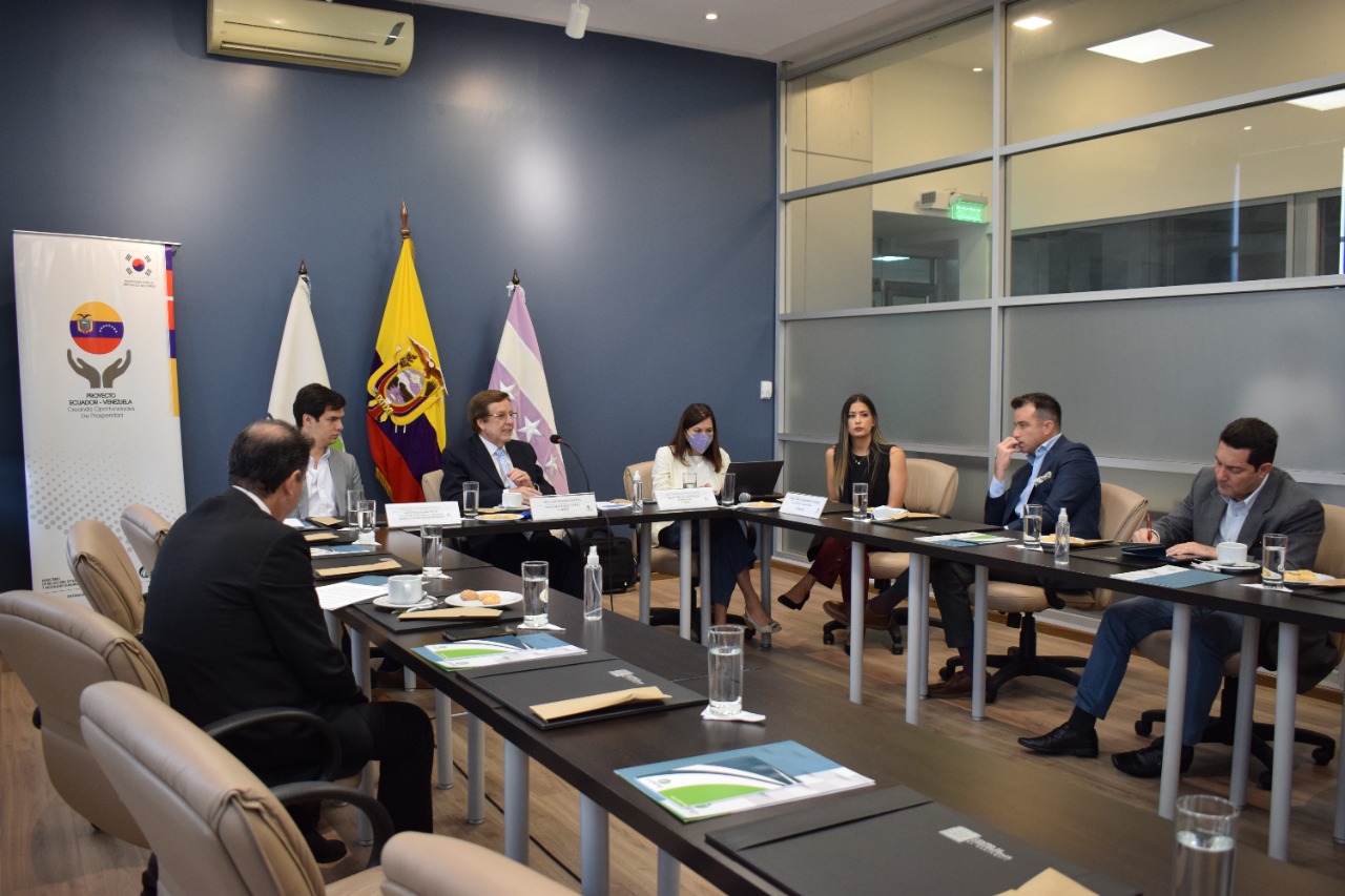 Lee más sobre el artículo Venezolanos radicados legalmente en Ecuador fortalecen sus capacidades con el fin de incorporarse a la vida laboral