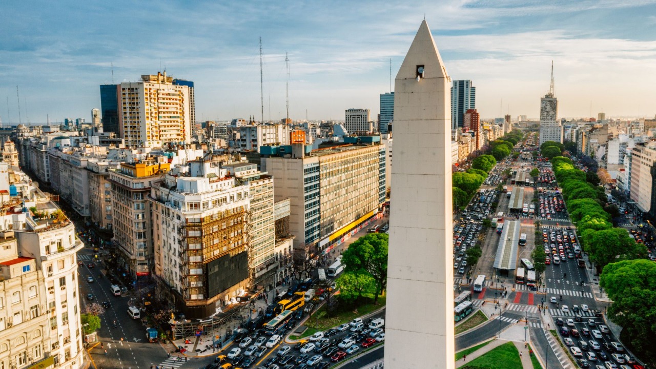Lee más sobre el artículo Las nuevas rutas aéreas hacia Buenos Aires  impulsan la conectividad de Ecuador con el cono sur