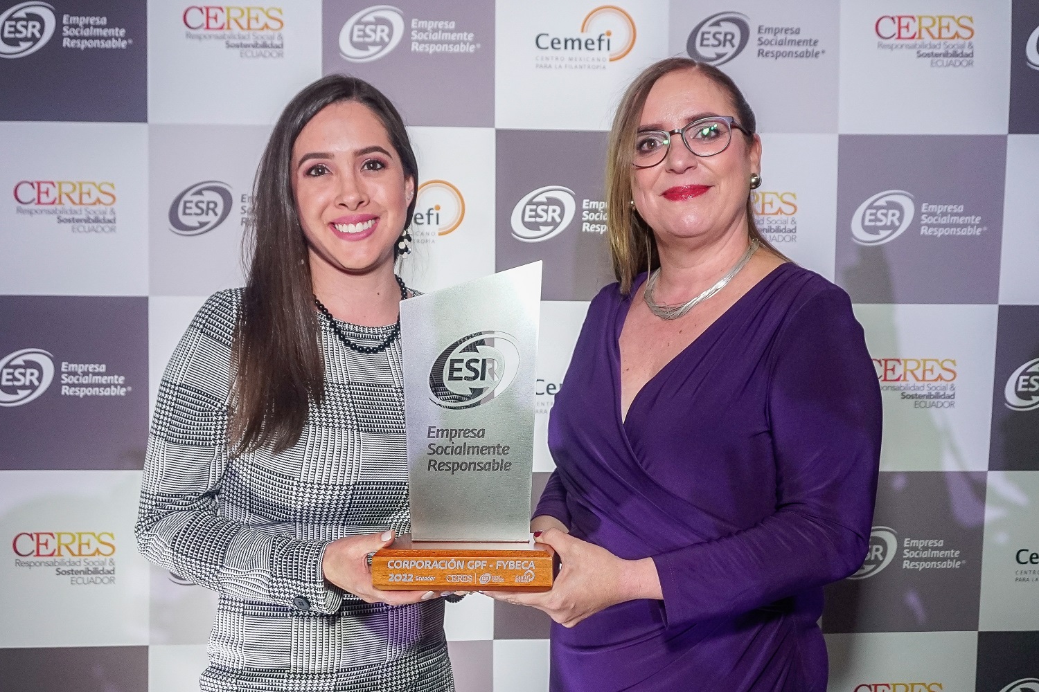 Lee más sobre el artículo CORPORACIÓN GPF – FEMSA ES RECONOCIDA COMO EMPRESA SOCIALMENTE RESPONSABLE