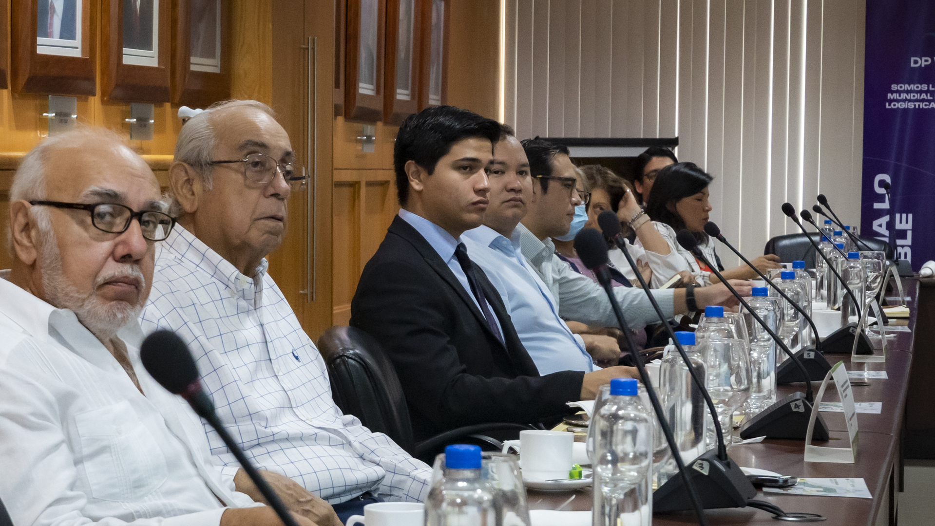 Lee más sobre el artículo EN LAS ZONAS ESPECIALES  ECONÓMICAS DEBE GERMINAR  LA INNOVACIÓN DE ECUADOR