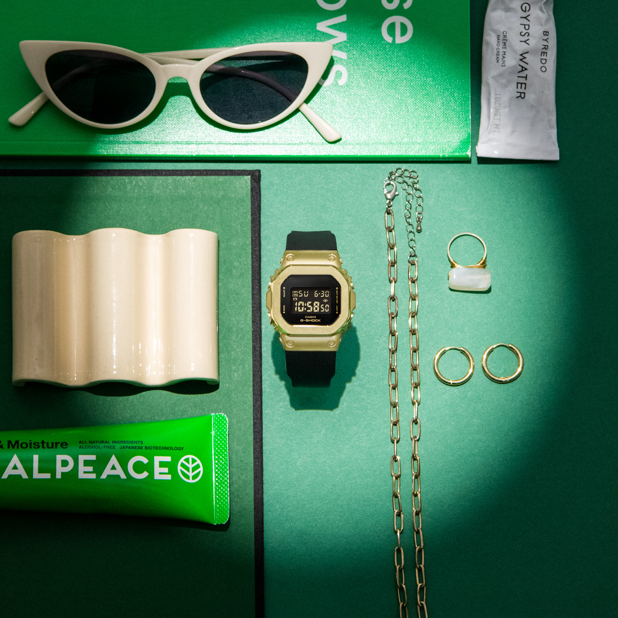 Lee más sobre el artículo Comienza el 2023 con el destello dorado de un atuendo al estilo Gold Stay Gold: la serie de G-SHOCK para amantes del glamour