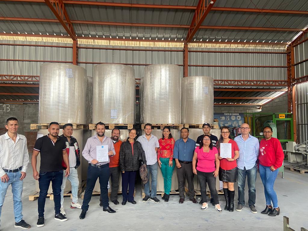 Lee más sobre el artículo Papeles y Plásticos Continental obtiene certificación ISO