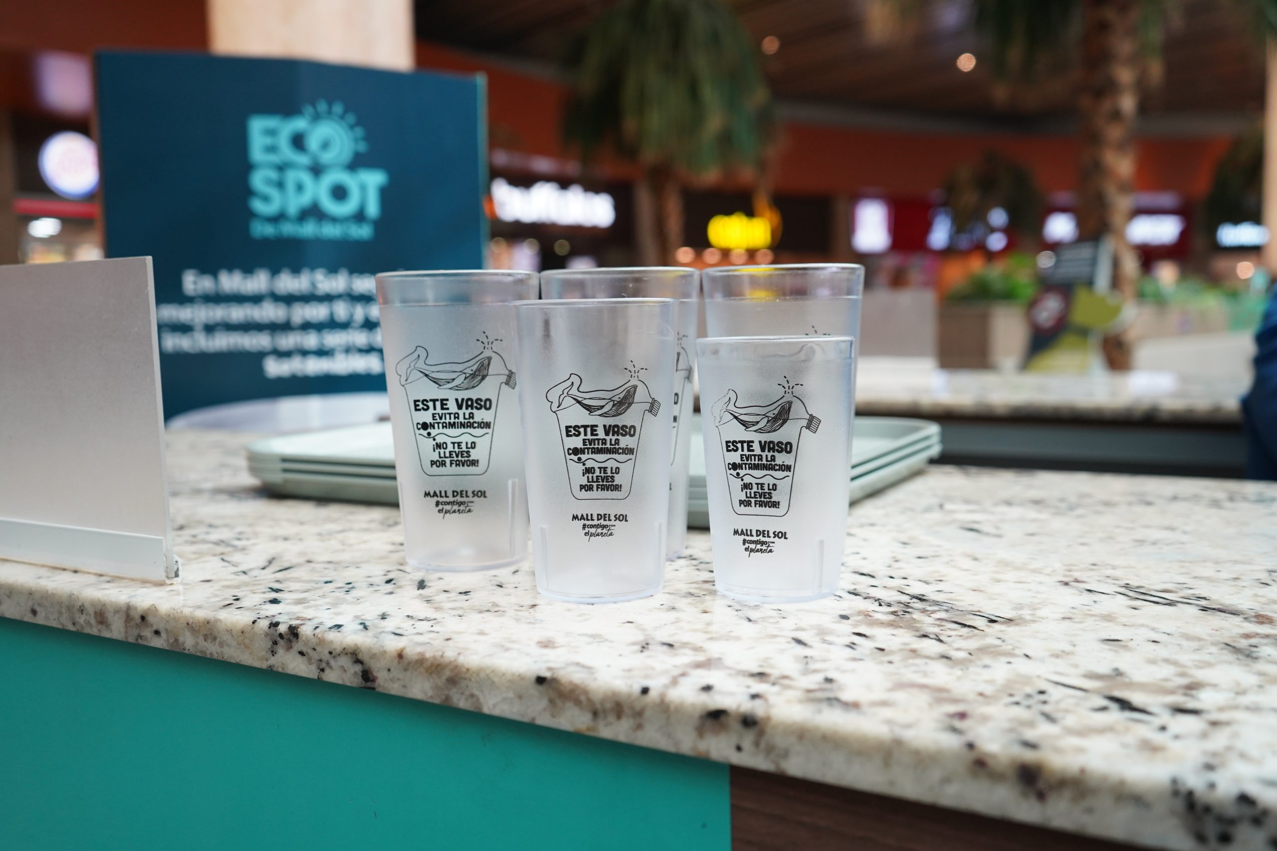 Lee más sobre el artículo Mall del Sol suma 5.000 vasos reutilizables en su patio de comidas El centro comercial continúa sumando acciones en beneficio del planeta con EcoSpot de Mall del Sol