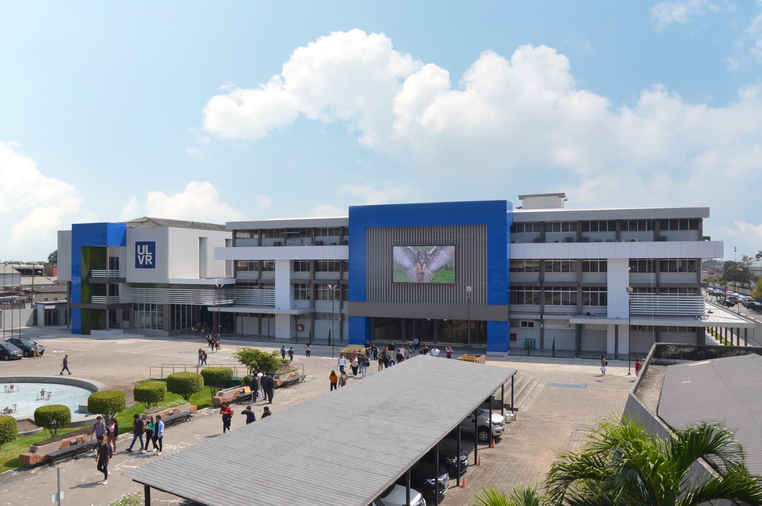 Lee más sobre el artículo CES aprobó funcionamiento del Tecnológico VICENTE ROCAFUERTE de Guayaquil