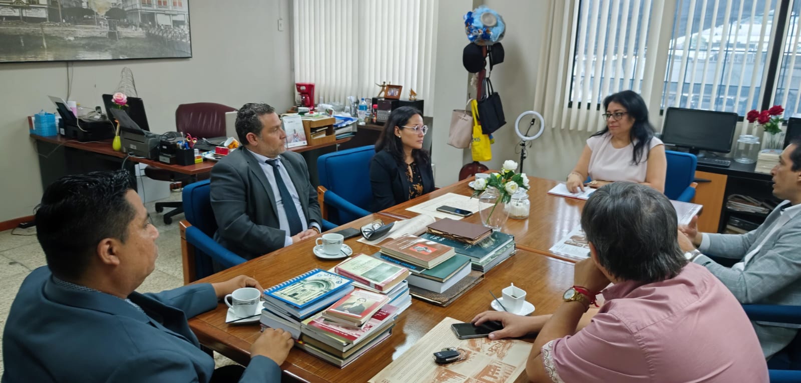 Lee más sobre el artículo ULVR y Archivo Histórico de Guayaquil unen fuerzas en investigación patrimonial