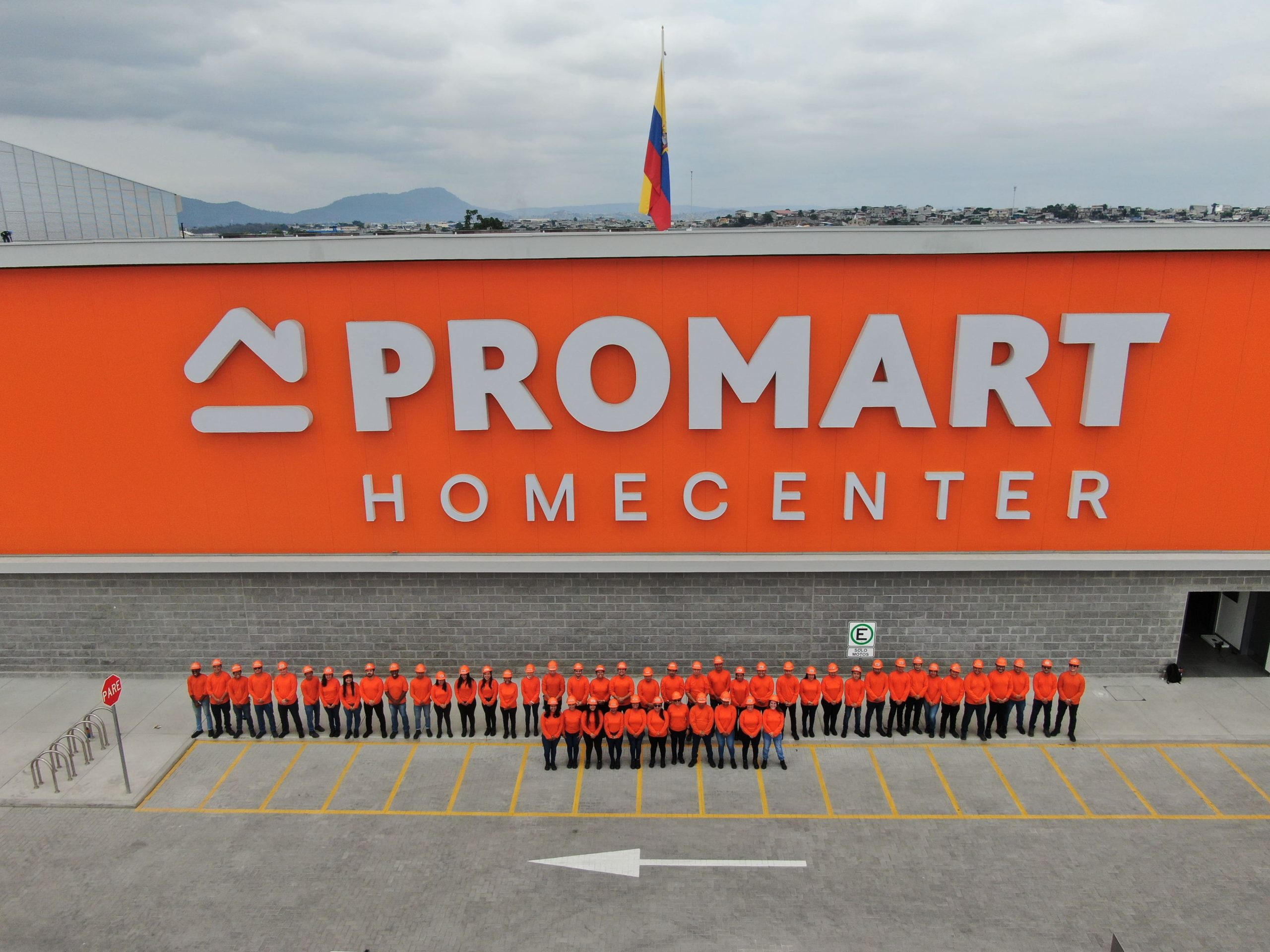 Lee más sobre el artículo Promart Homecenter anuncia inversión de US$30 millones con la apertura de su primera tienda en Ecuador