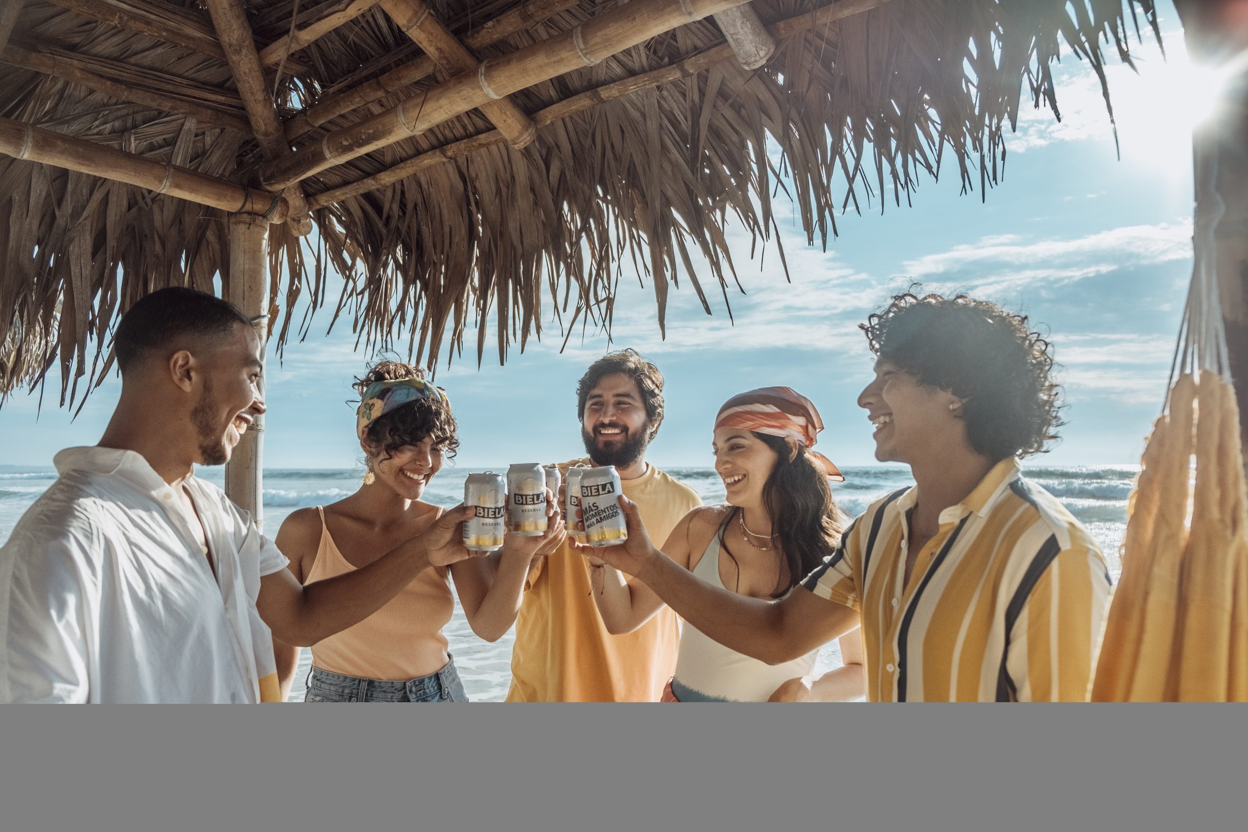 Lee más sobre el artículo Descubre la Nueva Campaña de Biela: «Con Amigos a Donde Sea, Pero de Viaje» y gana un viaje todo pagado junto a tus amigos