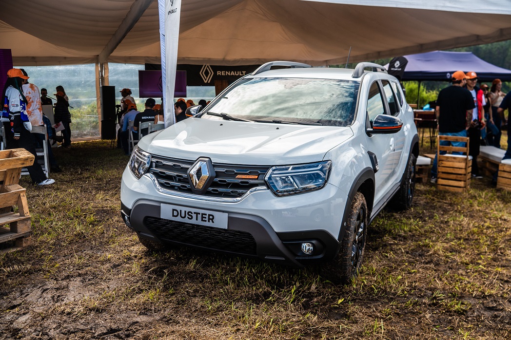Lee más sobre el artículo RENAULT PRESENTA SU PORTAFOLIO DE VEHICULOS POTENTES EN AUTOSHOW 2024