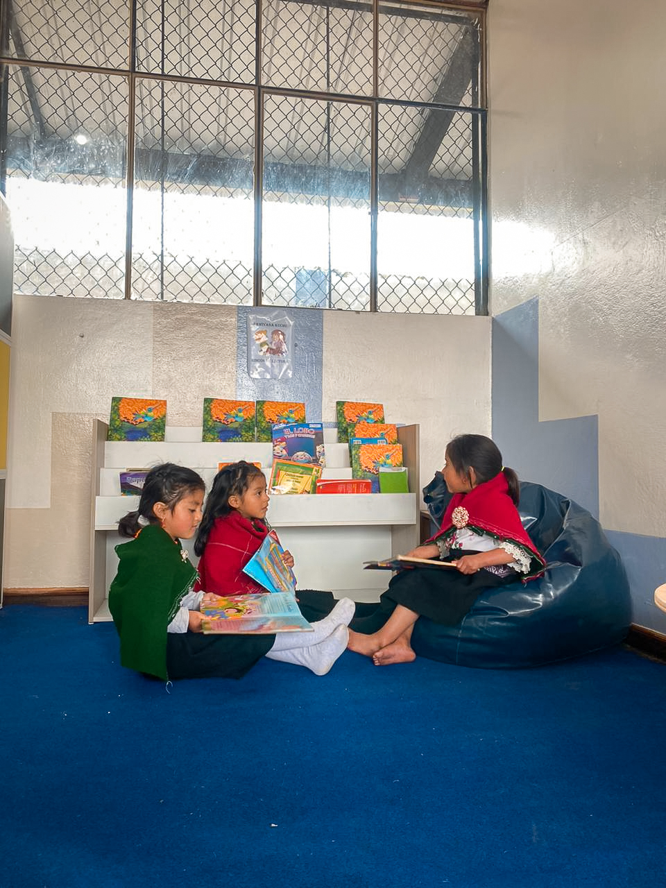 Lee más sobre el artículo Más de 1.000 niños se benefician de infraestructura segura e insumos pedagógicos en Posorja