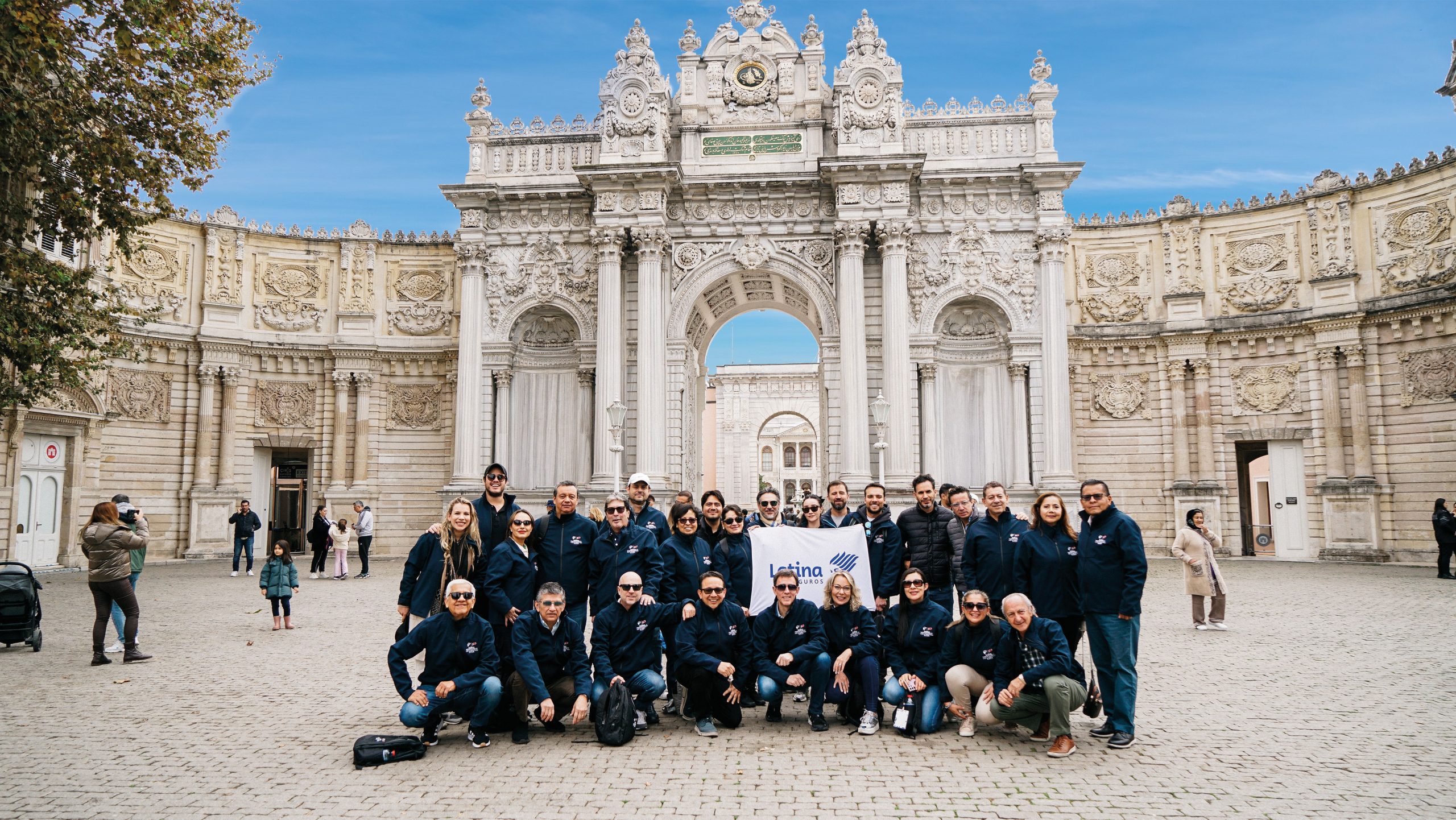 Lee más sobre el artículo SOCIOS COMERCIALES DISFRUTARON DE LA  “CONVENCIÓN INTERNACIONAL LATINA – ESTAMBUL 2024”