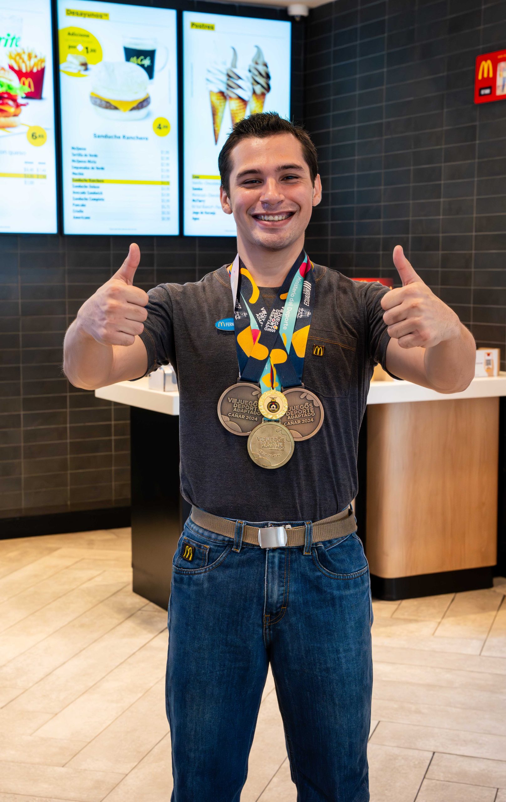 Lee más sobre el artículo Con empleo y un ambiente inclusivo, McDonald’s busca derribar las barreras de las personas con discapacidad