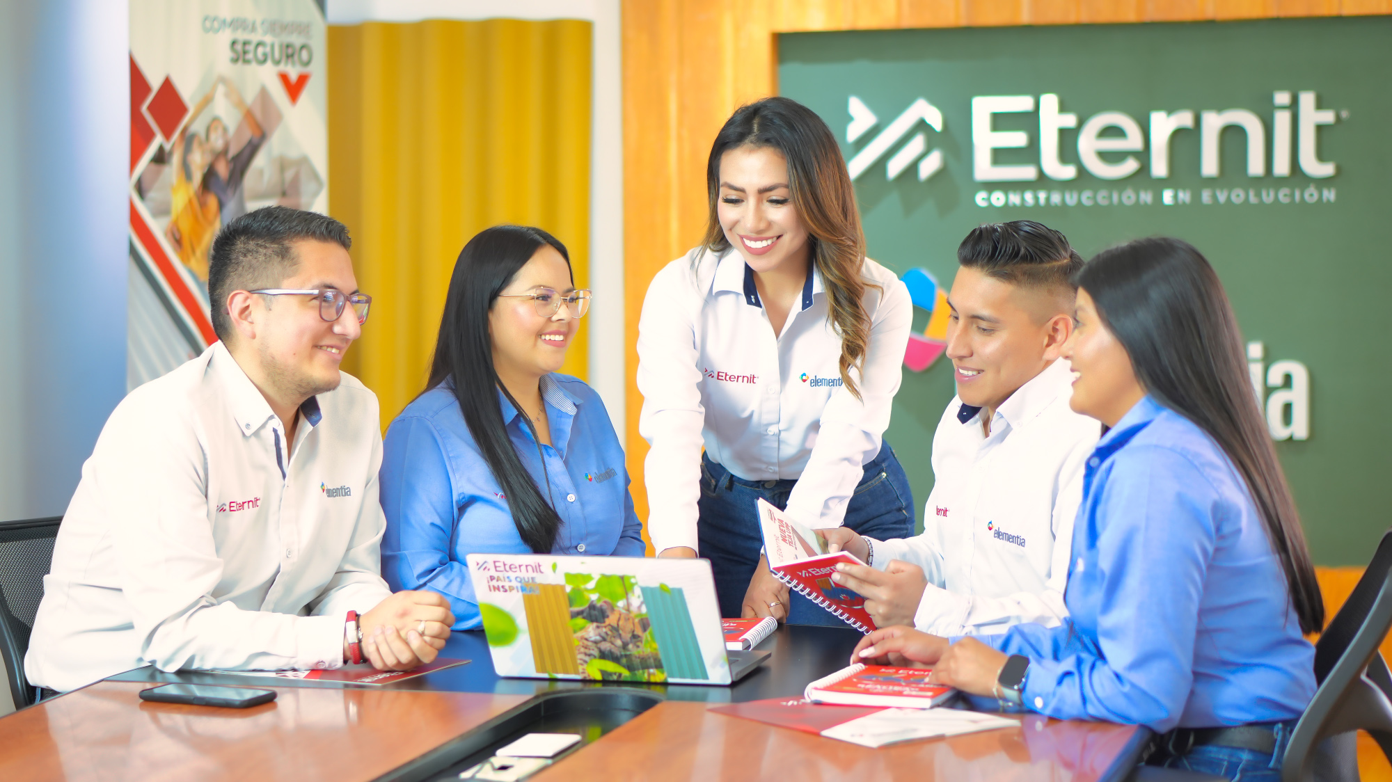 Lee más sobre el artículo Eternit fortalece su identidad ecuatoriana  para contribuir con la industria nacional