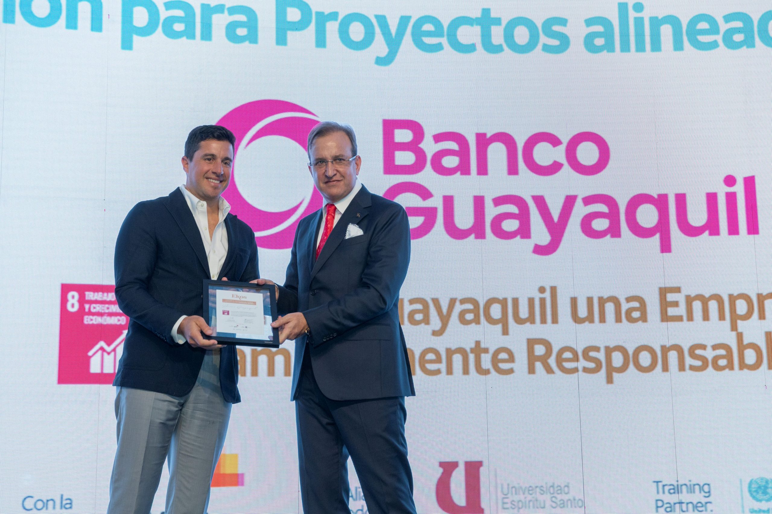 Lee más sobre el artículo Banco Guayaquil fue el banco oficial de la Cumbre de Sostenibilidad Ekos 2025