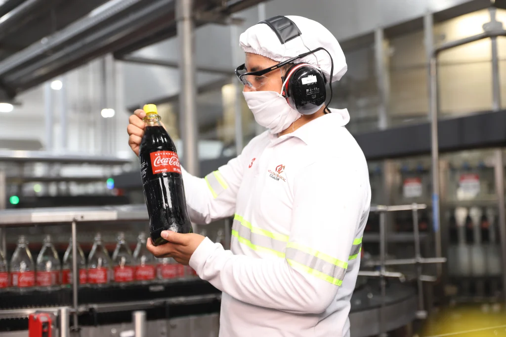 Arca Continental reporta crecimiento de 12.1% en volumen de ventas en Ecuador durante el segundo trimestre de 2026