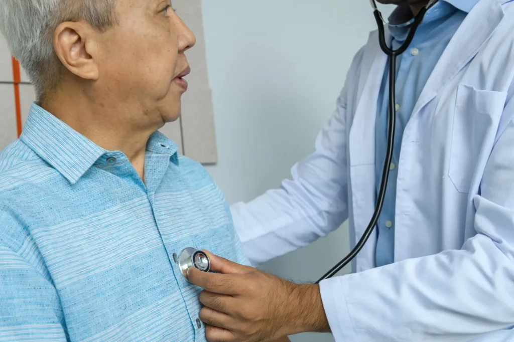 La fibrosis pulmonar idiopática puede tardar años en diagnosticarse, mientras la enfermedad avanza en silencio