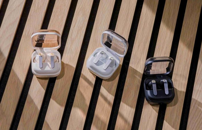004-lifestyle-galaxy-buds4pro-family