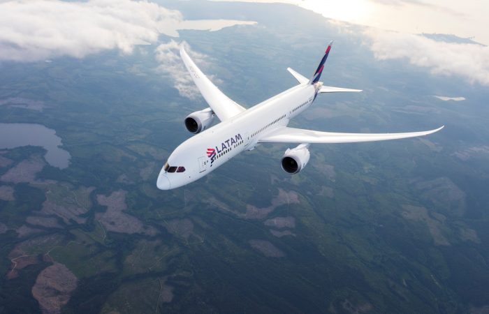 LATAM Boeing 787-9 Dreamliner photographed on May 13, 2016 from Wolfe Air Aviation Learjet 25B.