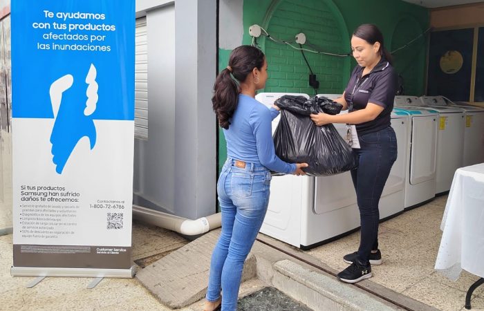 Centro de Lavado y Secado Samsung en apoyo a pobladores de Milagro