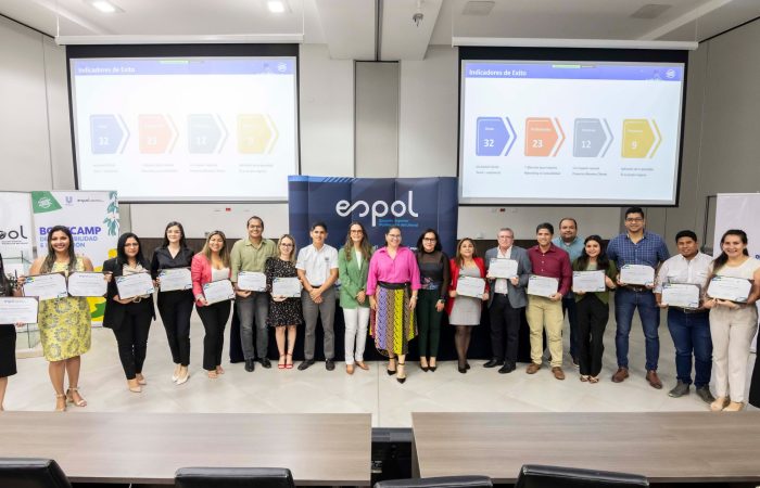 Graduación Bootcamp ESPOL-37