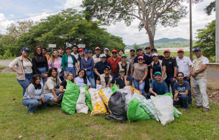 Grupal-con-residuos-2