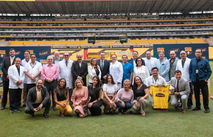 • Pilsener entregó las camisetas edición especial con los nombres de los doctores, que los jugadores Barcelona Sporting Club usaron en el primer Clásico del Astillero del 2021, el pasado mes de julio.