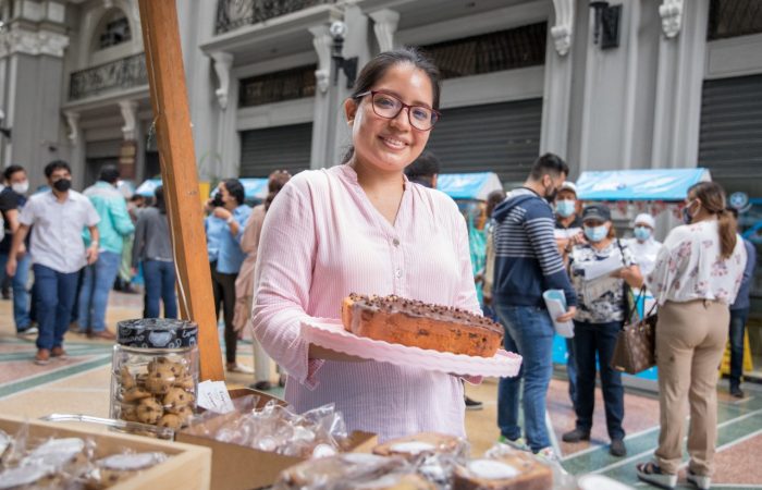 MERCADITO GUAYACO